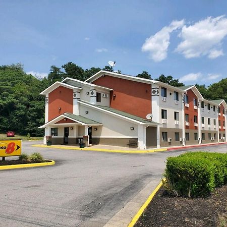 Super 8 By Wyndham Salem Va Motel Bagian luar foto